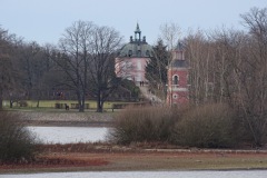 2020-12-27-Fassanenschloesschen-und-Leuchtturm-bei-Motizburg_Bildgroesse-aendern